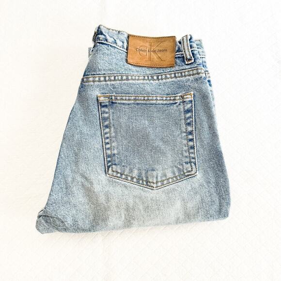 Calvin Klein Flare Jean All Over Sandblast Vintage Denim Size 7 Inseam 30 - Picture 1 of 8